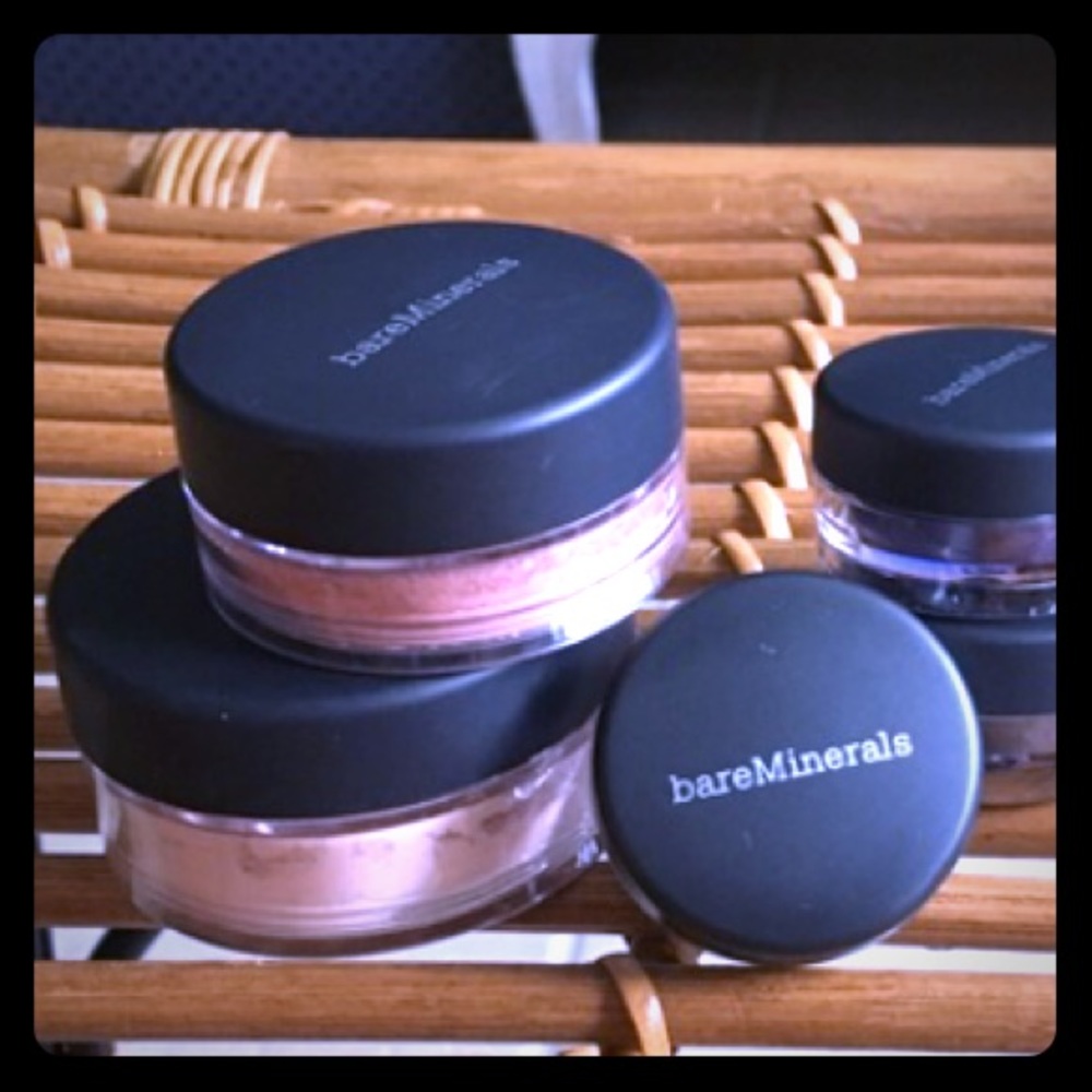 Bare minerals new unopened loose powder/eyeshadow!